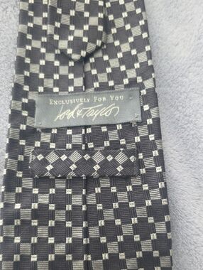 Exclusively You For Lord & Taylor  Black & Gray Checked Men's Tie